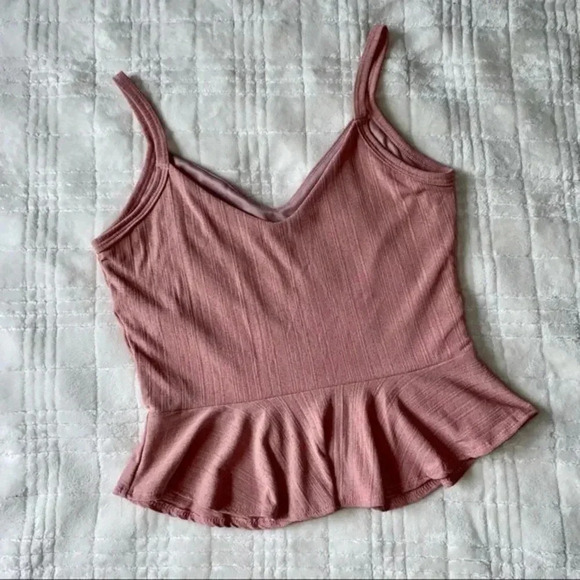 Mauve Pink Cropped Tank - Picture 3 of 5